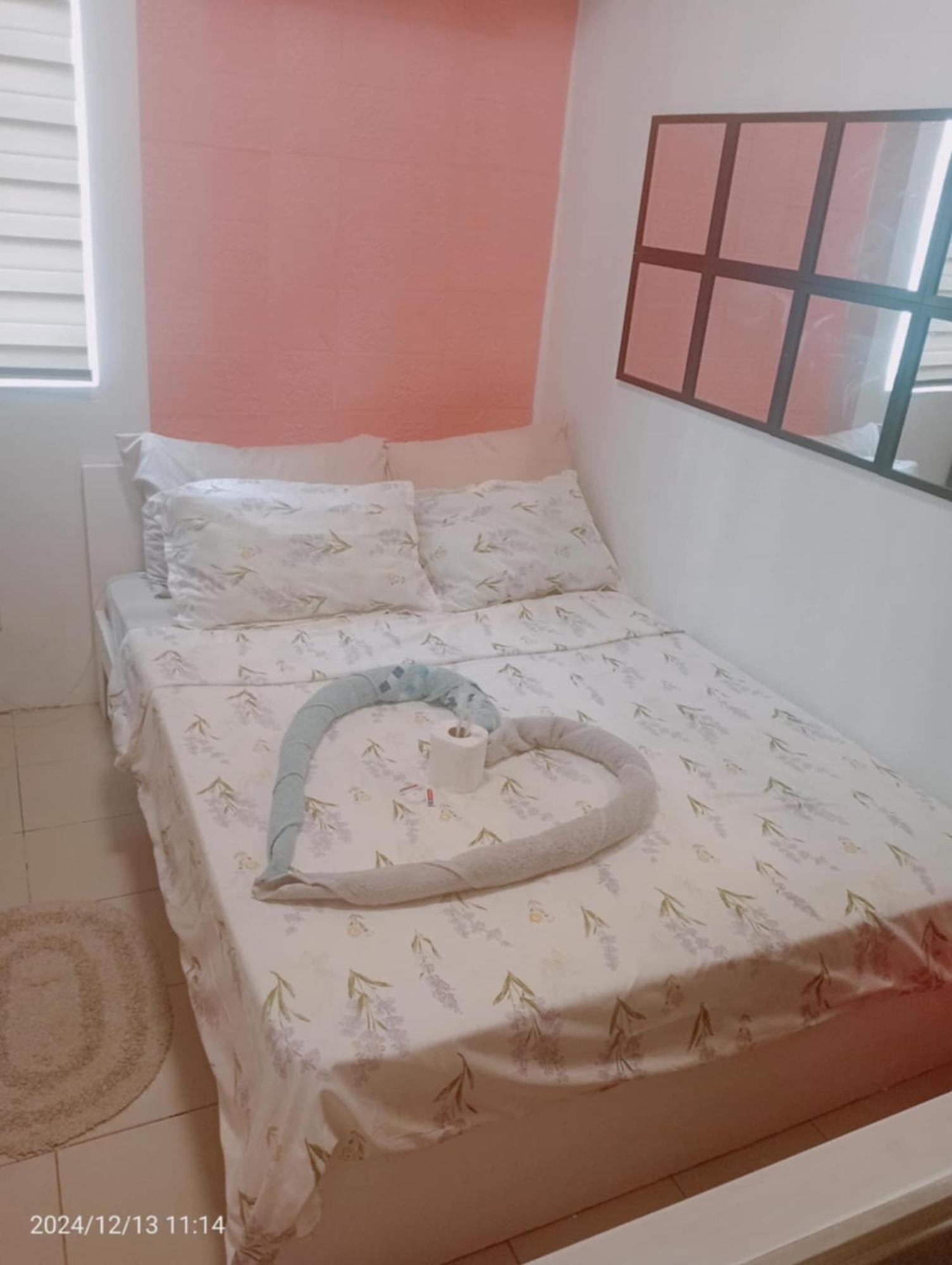 Mandaluyong Urban Deca Staycation מראה חיצוני תמונה