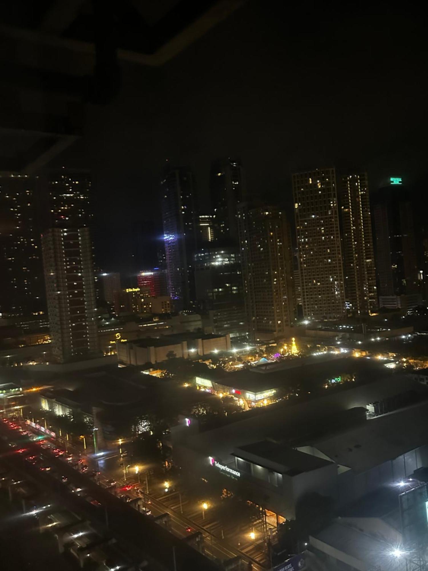 Mandaluyong Urban Deca Staycation מראה חיצוני תמונה